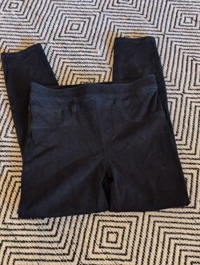 SPANX Black Leggings with Red Brand Tag